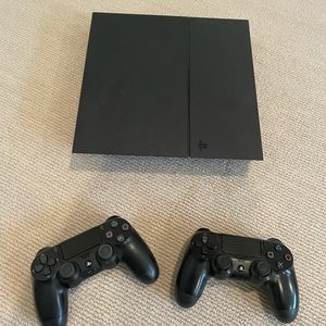 Play station 4 great condition Los Angeles seller